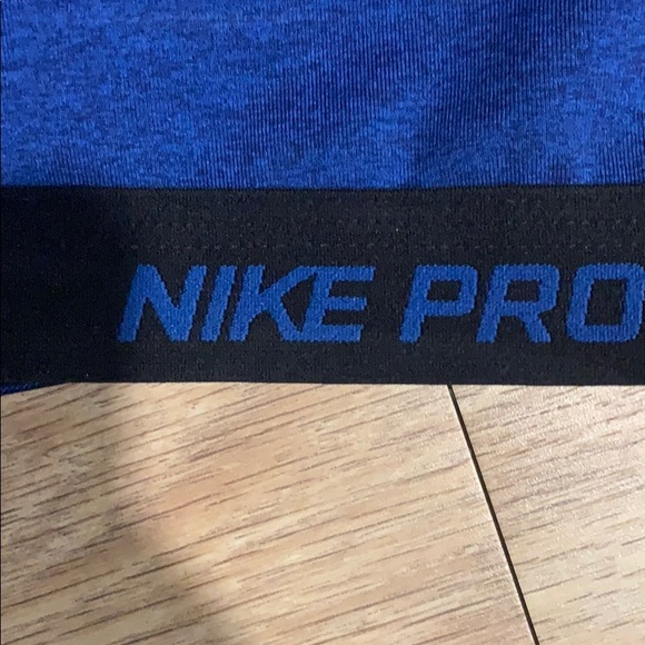 Nike Pro sports bra - Picture 4 of 4